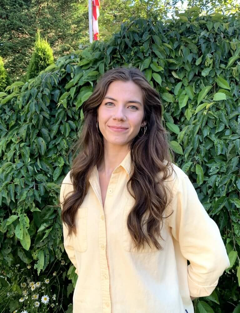 Hanna's headshot